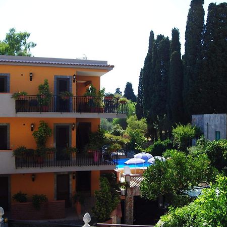 Residence Villa Il Glicine Taormina Exterior foto